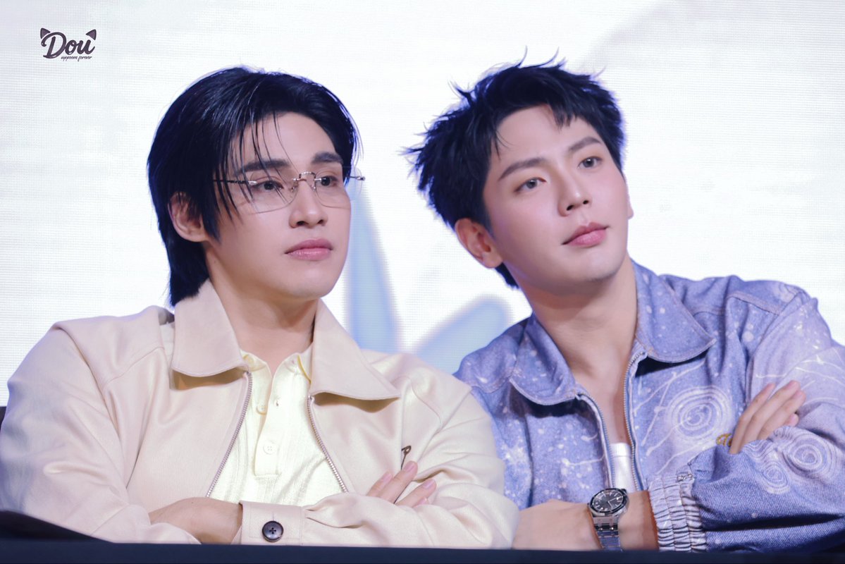 好好好般配🐰🐶

UPPOOM MACAO FANMEET
#COLORVERSEUPPOOMFM