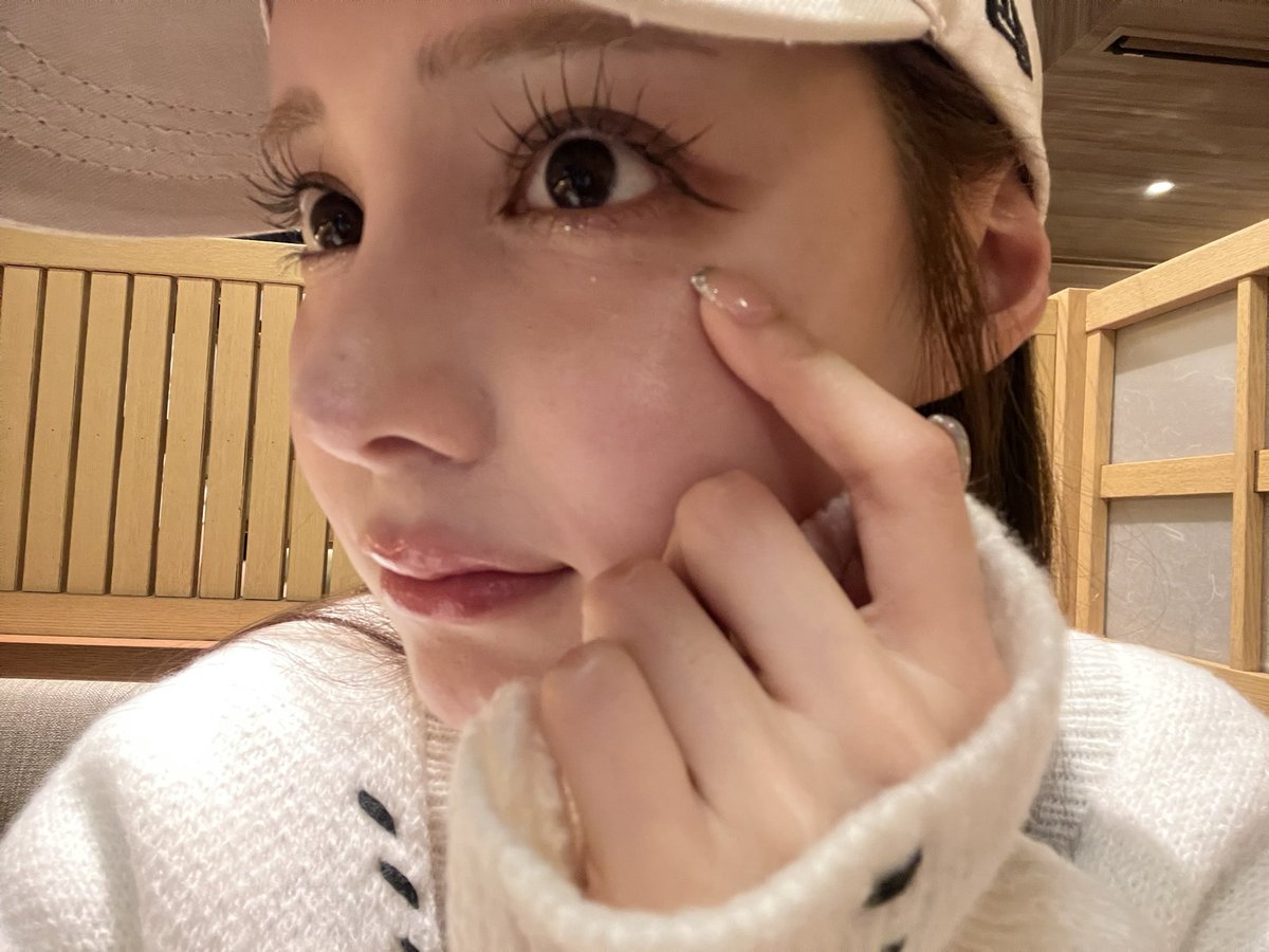 ももか tweet media