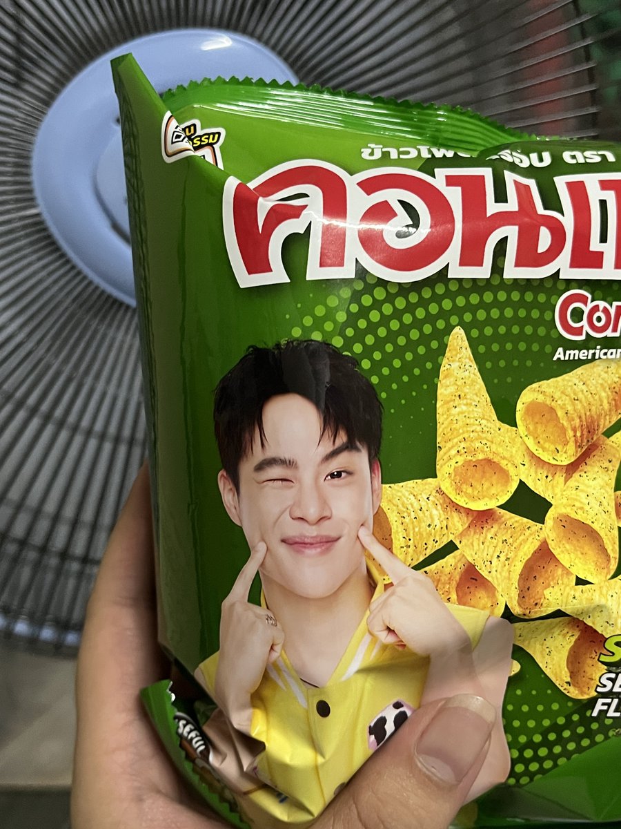 เพิ่งเคยเจอน้องม้ากหน้าซองคอนเน่สาหร่าย จิ้มแก้มด้วย น่ารักงะ ㅠ3ㅠ