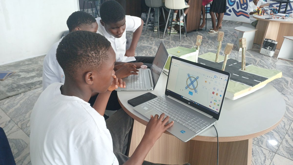 STEMCafe tweet media