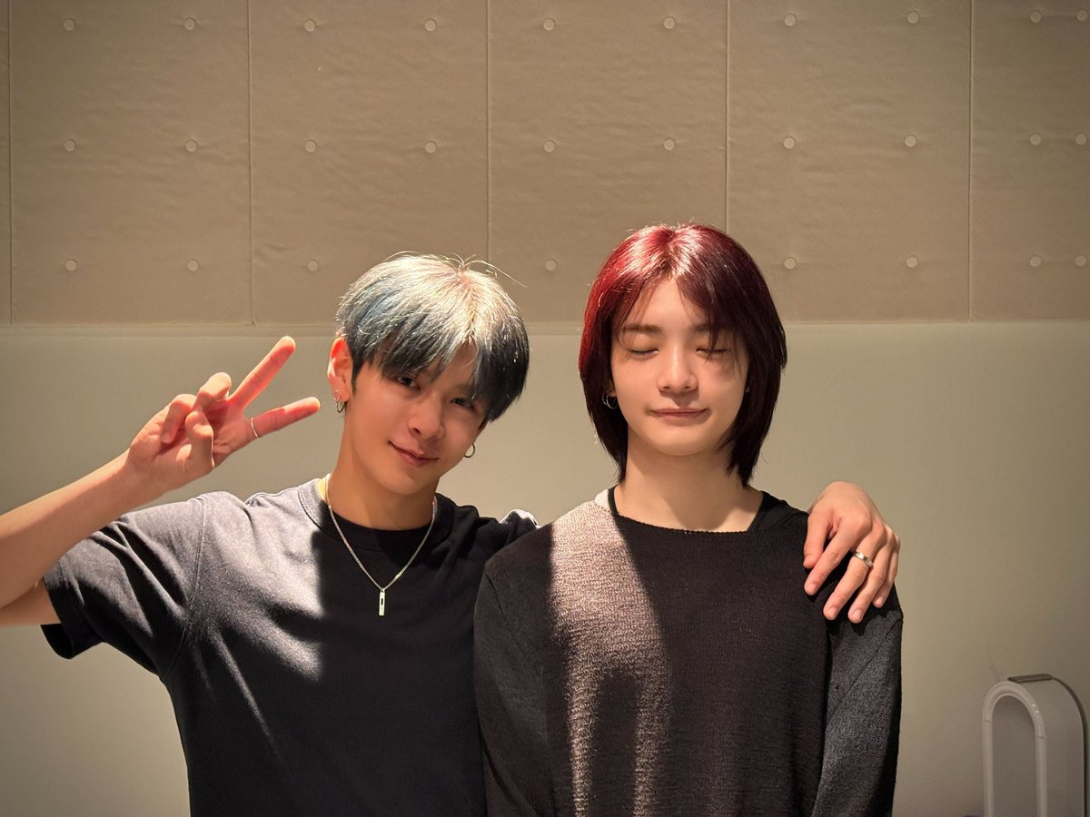 「秒で落ちた」の為に髪の毛染めたんだけど二人揃うとあれにしかみえない…そう、あれね✨

#秒で落ちた
#aoen #アオエン #琉楓 #RUKA