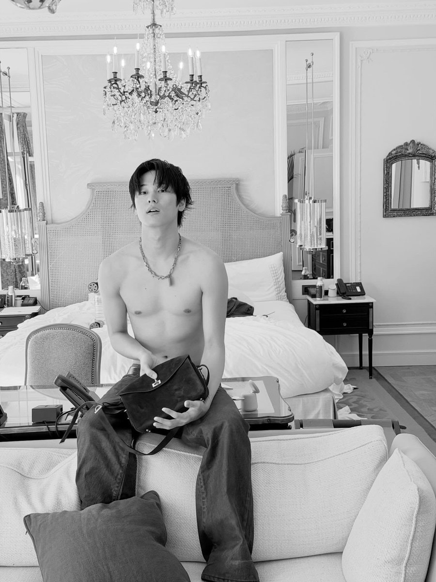 for juyeon (@dailyljy) on Twitter photo 