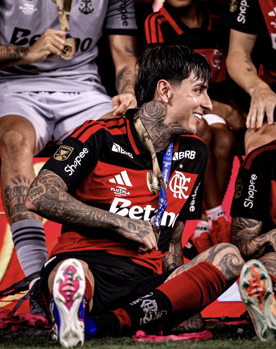 eulobster's tweet photo. Belíssimo 🤤🤤🤤🤤 https://t.co/T9UKZRDgBC