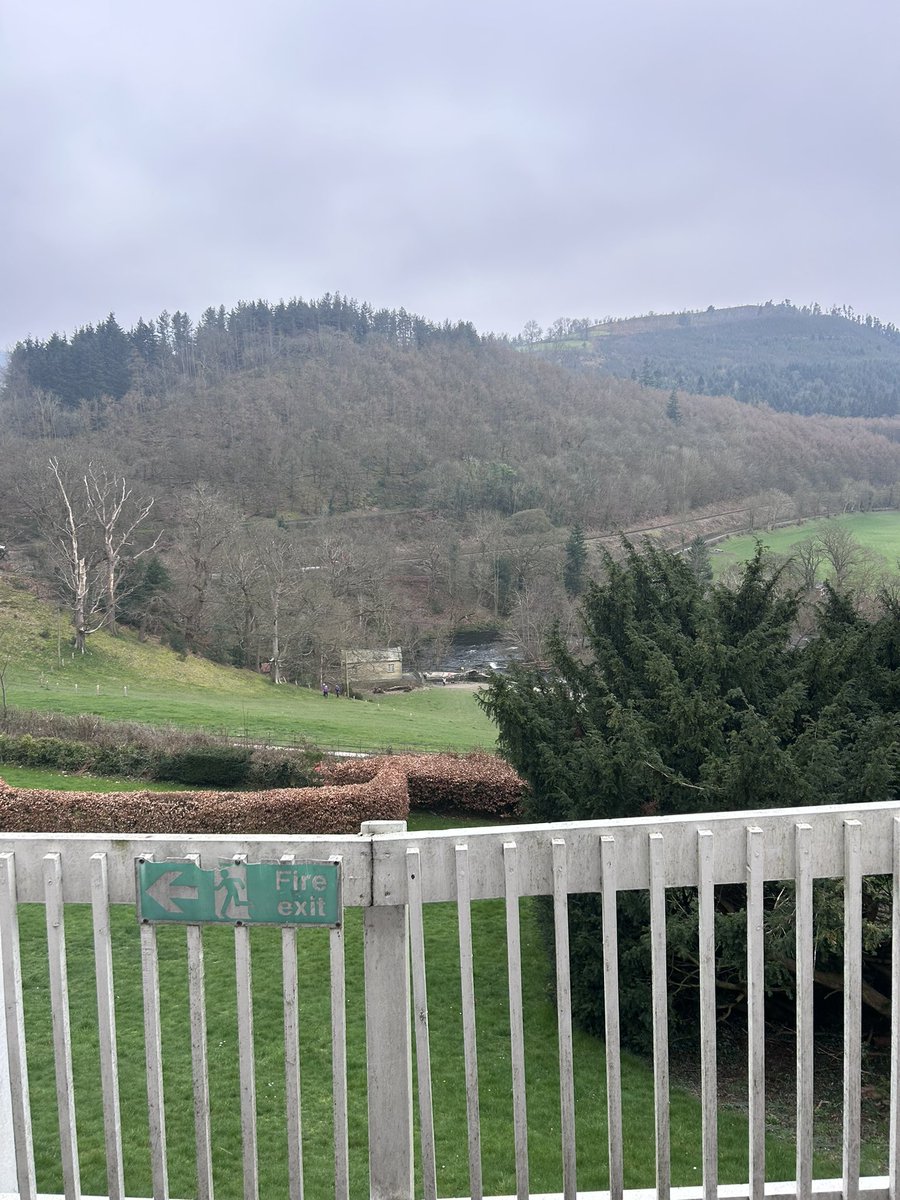 PoolHayesPE's tweet photo. We have arrived safely at @bryntysilio for an amazing week. 🏔️ 🛶 🥾 https://t.co/xdaV0xTB9o