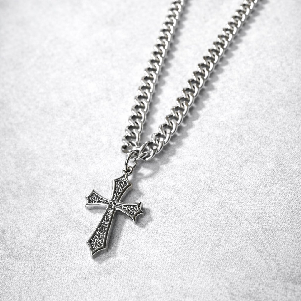 AnCIgnite's tweet photo. new item

繊細な彫刻が施されたクロスチャームと、存在感のあるチェーンを組み合わせたネックレス。
メンズ・レディース問わず着用できるユニセックスデザインです。 

https://t.co/GrOKMURiBg

#ハンドメイドアクセサリー
 #ハンドメイドアクセサリー販売
#シルバーアクセサリー 
#BASE https://t.co/4ZkYh7t5pv