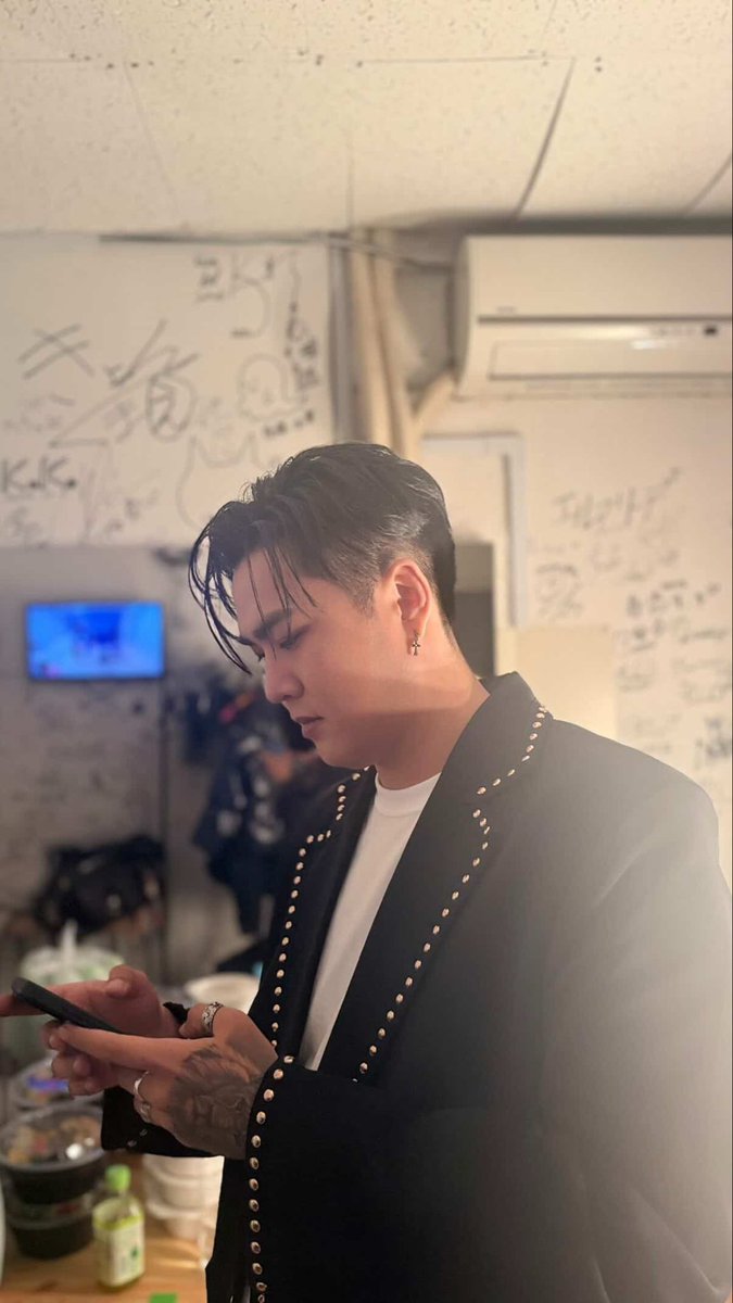 ideahady's tweet photo. オンラインファンミします！
今月も一緒に話しましょう！😁
https://t.co/4xTbCmm6JR https://t.co/Bph4oznQCp