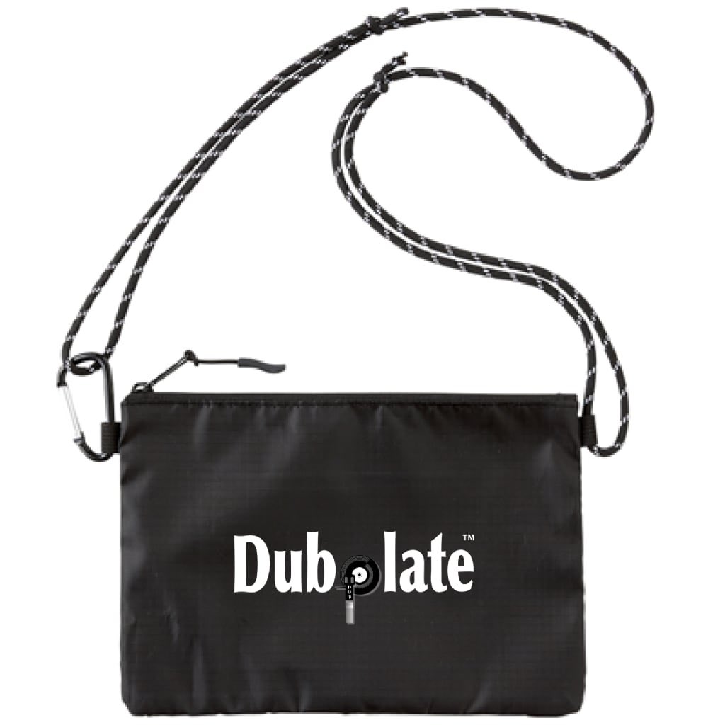 ReggaeMixxx's tweet photo. Dubplate™︎ ORIGINAL SACOCHE

▶︎ https://t.co/3SncgVY9CF

Dubplate™︎ FACE TOWEL

▶︎ https://t.co/i8CESm1T6n

#グッズ #NEW  #新作 
#レゲエ #REGGAE #Dubplate https://t.co/bj8lYODyZ5