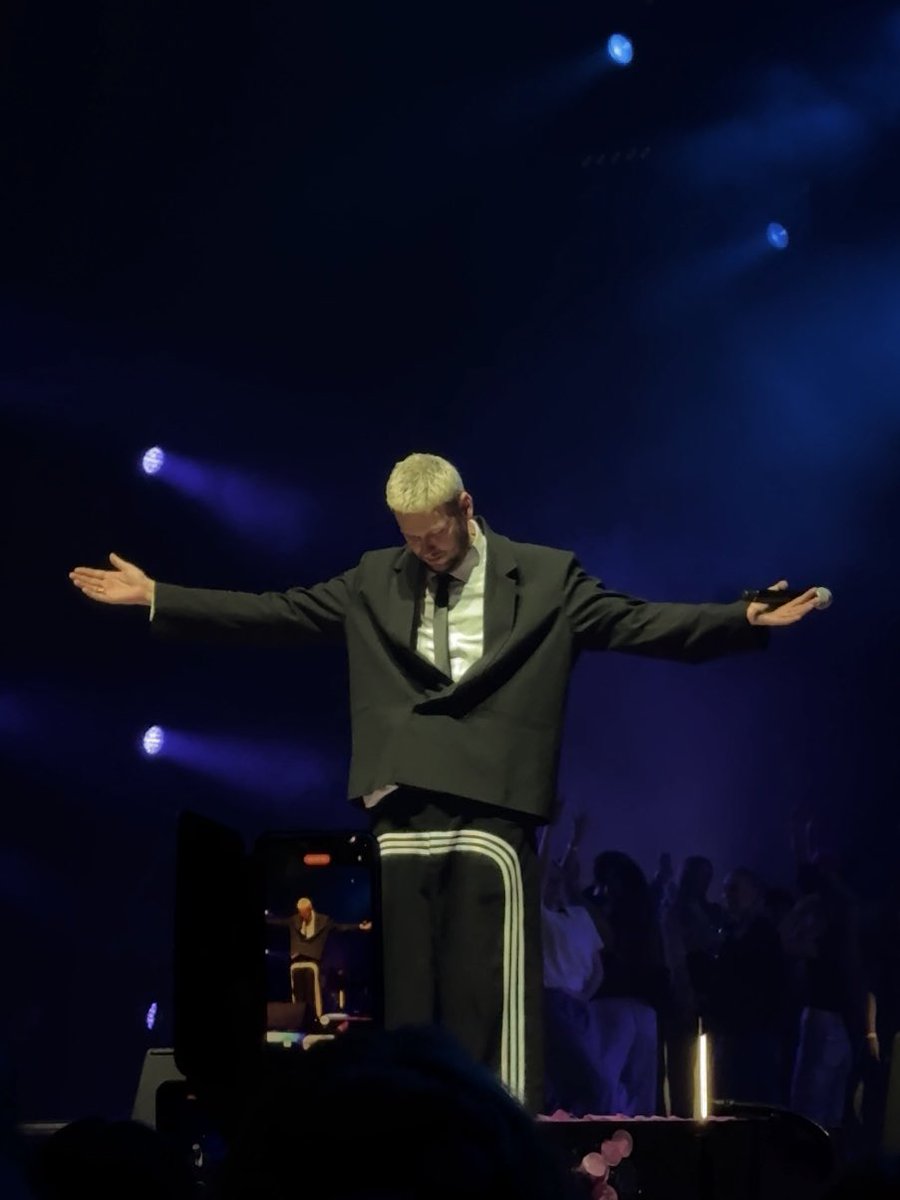 ориентаций не существует, вы все любите антона шастуна