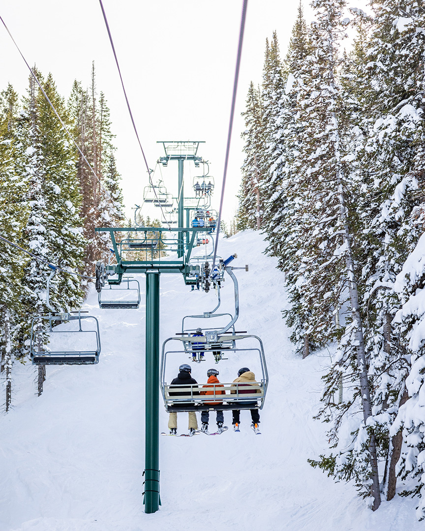 Stein Eriksen Lodge tweet media