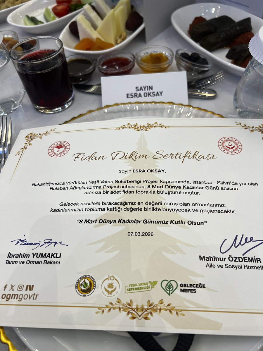 Cumhurbaşkanımız Sayın Recep Tayyip Erdoğan ve Hanımefendi Sayın Emine Erdoğan’ın teşrifleriyle gerçekleştirilen,Aile ve Sosyal Hizmetler Bakanlığının düzenlemiş olduğu 8 Mart Dünya Kadınlar Günü  ‘Kalkınmada Kadın Hamlesi’ programına katılım sağladım.
Bu güzel organizasyonda