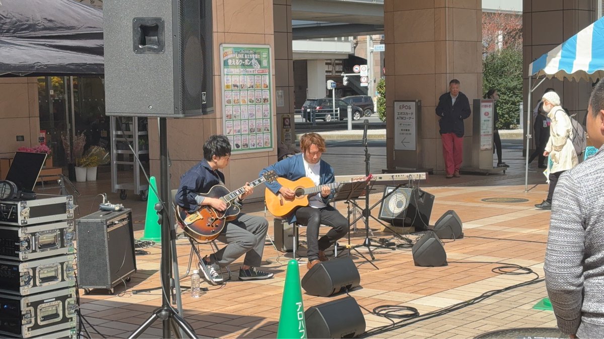 SoundGlad tweet picture