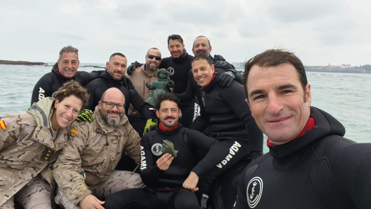 puertodecadiz's tweet photo. La Armada localiza la figura del Niño Jesús que acompañaba a La Galeona y una de las manos

Más info en:
https://t.co/O8GsuGdtnB https://t.co/gezt1YLvhB