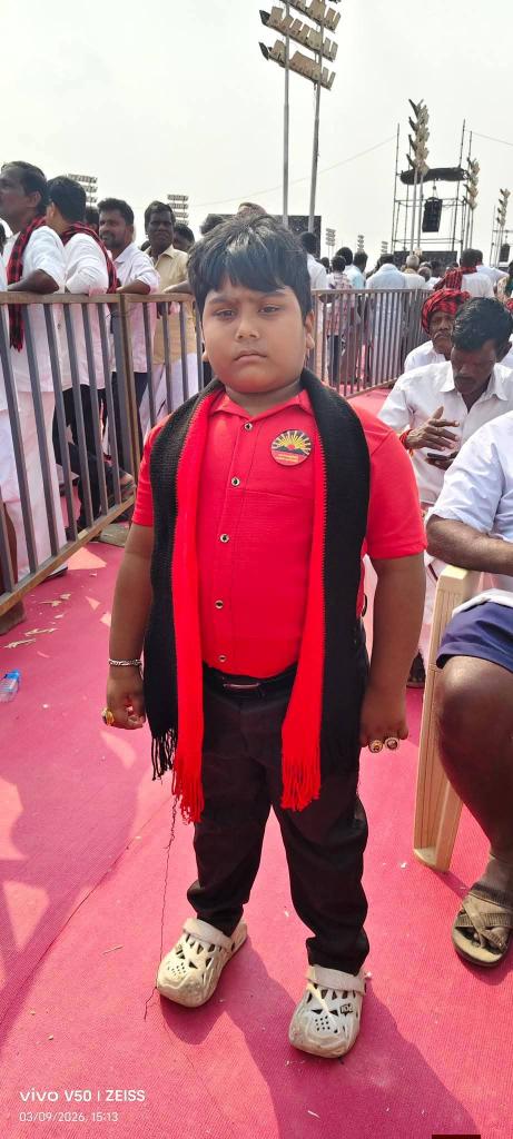 TamilanDMK3434's tweet photo. திராவிட பேரியக்கத்தின் 12வது மாநில மாநாடு திடலில்..!🖤❤️🔥

#StalinWave2026 
#ஸ்டாலின்_தொடரட்டும் 
#தமிழ்நாடு_வெல்லட்டும் 
#வெல்வோம்_ஒன்றாக https://t.co/Un3Z76lvaa