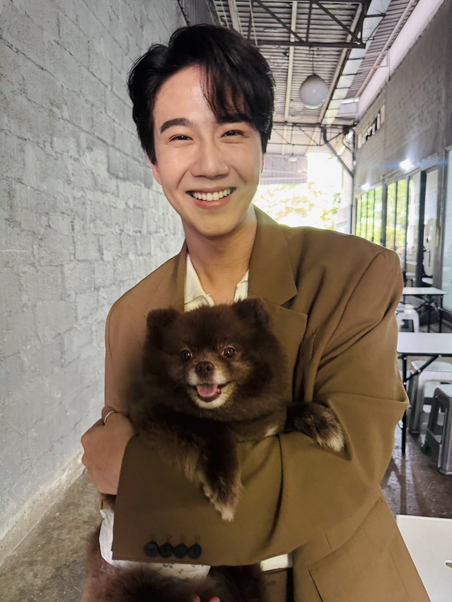 HEADLINER.th tweet media