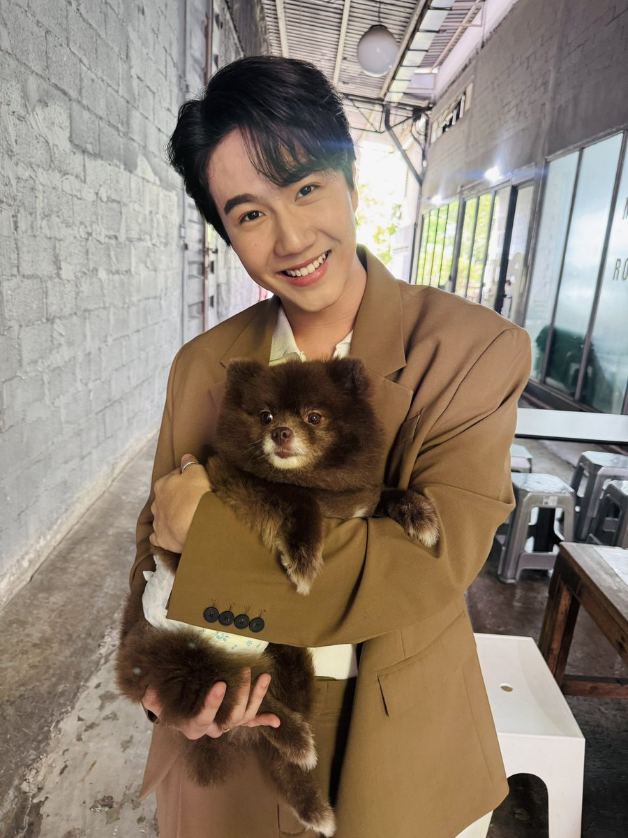 HEADLINER.th tweet media