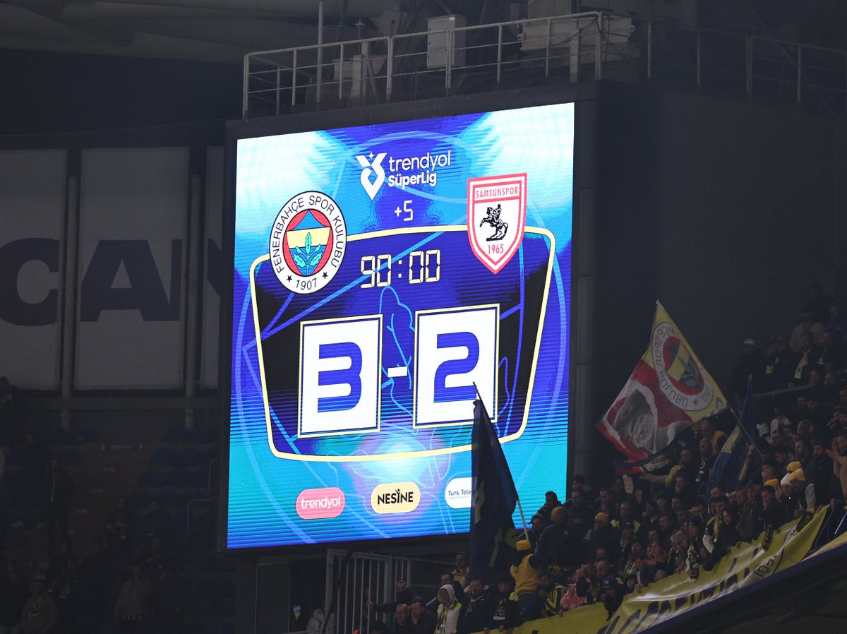 ajansfenercom's tweet photo. Murat Zorlu: “Samsun tribünleri ‘oley oley’ diye bağırdığında aklıma 3-0’dan 4-3’e dönen Antep maçı geldi. İslam Çupi o gün, ‘5, 5’ diye bağıran Antep tribünleri için ‘O eli lavaboya sokarlar’ demişti. Ben de aynısını söylüyorum. Fenerbahçe ile dalga geçilmez. Herkes haddini bilecek.”
