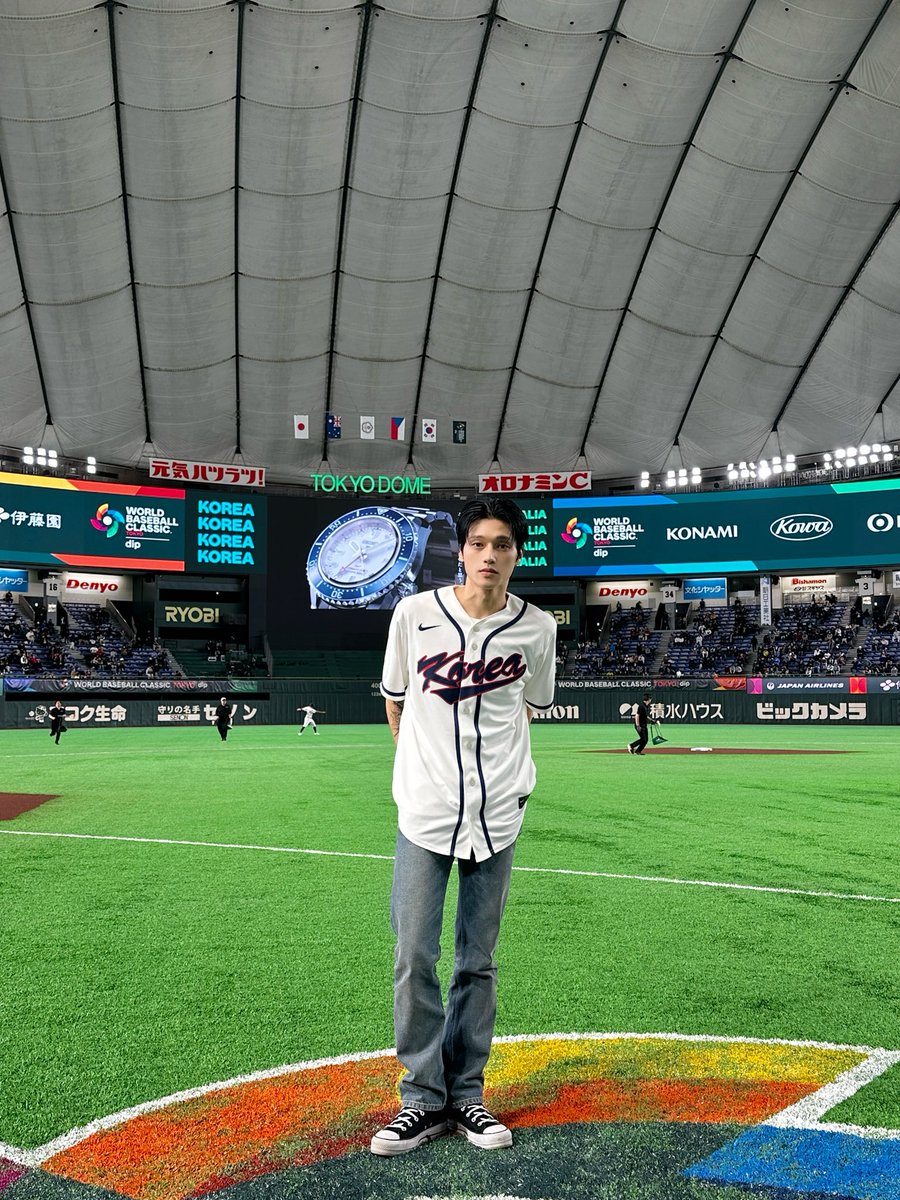 2026 WBC 시구 비하인드 이미지(ATEEZ 공식)