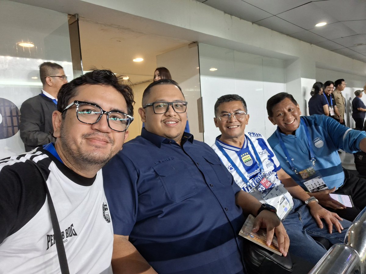 ekomaung tweet media