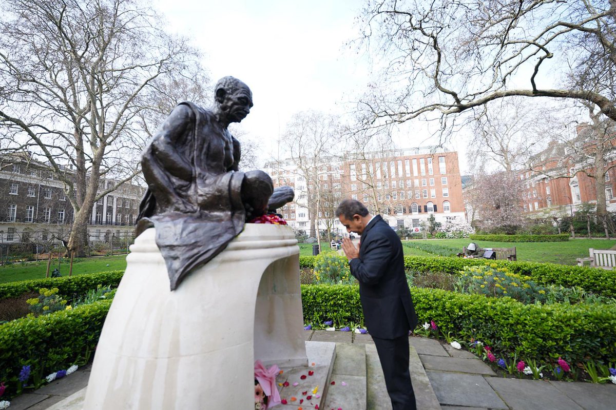 KVSinghMPGonda's tweet photo. Paid floral tributes to Mahatma Gandhi at Tavistock Square, honouring his enduring legacy of peace, non-violence, and justice.

Also visited Ambedkar House, where I commemorated the legacy of Dr. B.R. Ambedkar and his enduring contributions to democracy and social justice.

As part of the ‘Ek Ped Maa Ke Naam’ initiative, planted a sapling; honouring Mother Earth and reaffirming our commitment to environmental consciousness and sustainable living.

#OnePlantADay

@HCI_London