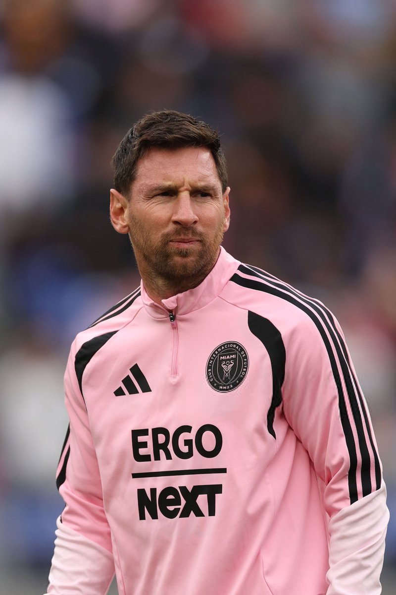 Vibes Foot tweet media