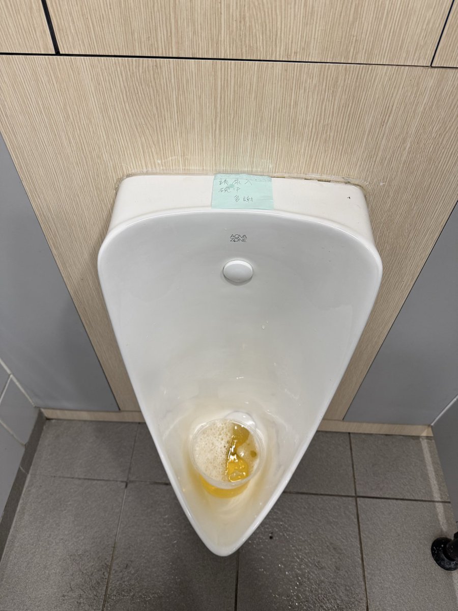 MyOwnGarbage tweet media