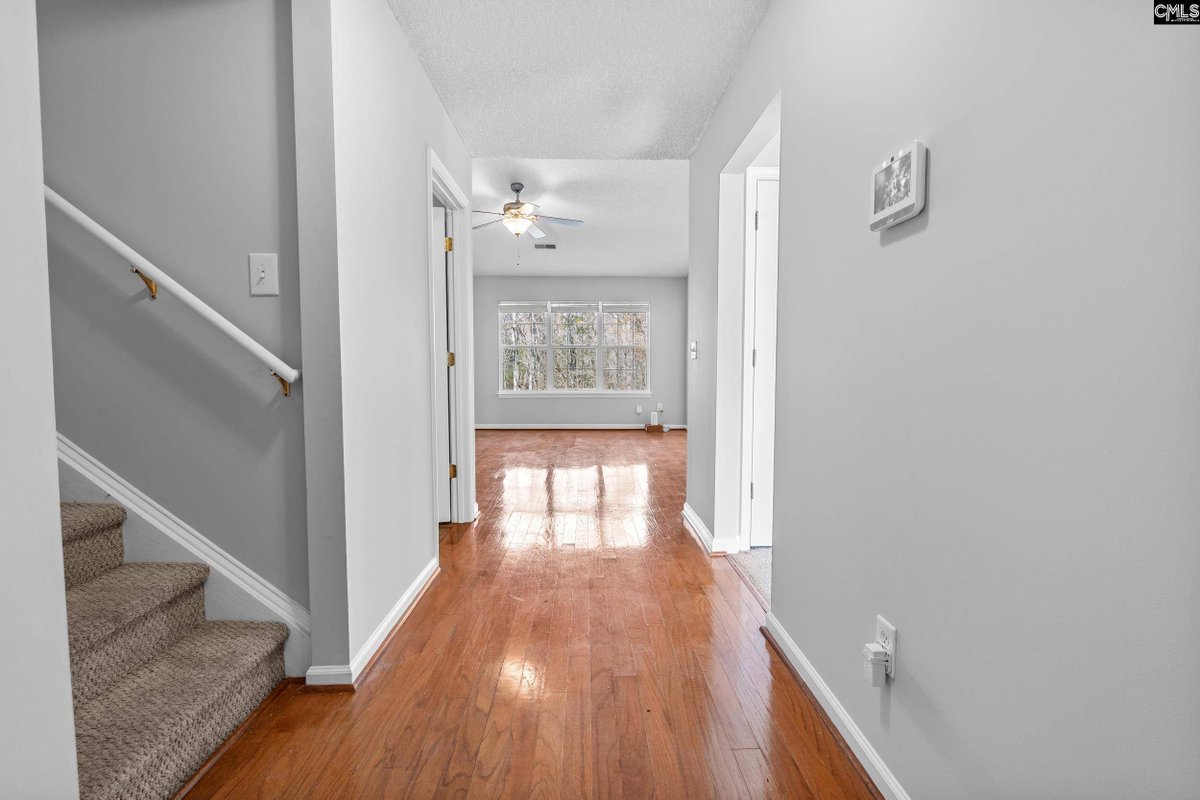 Sadarriel's tweet photo. 1030 Hamilton Place Circle, Columbia, SC 29229 just hit the market!
Take a look at this awesome space: https://t.co/Y7tuM88VX8 https://t.co/AbA6j2Y3r2