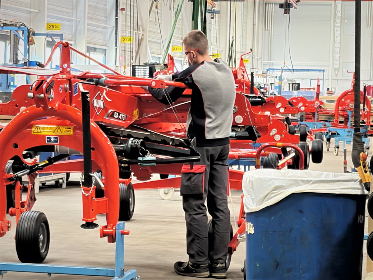 Prefet67's tweet image. #Industrie |  Kuhn : le groupe alsacien leader mondial des équipements agricoles

🔎Fondé en 1828, le groupe Kuhn, spécialiste de la machinerie agricole, allie  technologies de pointe et  savoir-faire traditionnel en matière de préparation du sol, de fertilisation et de récolte.