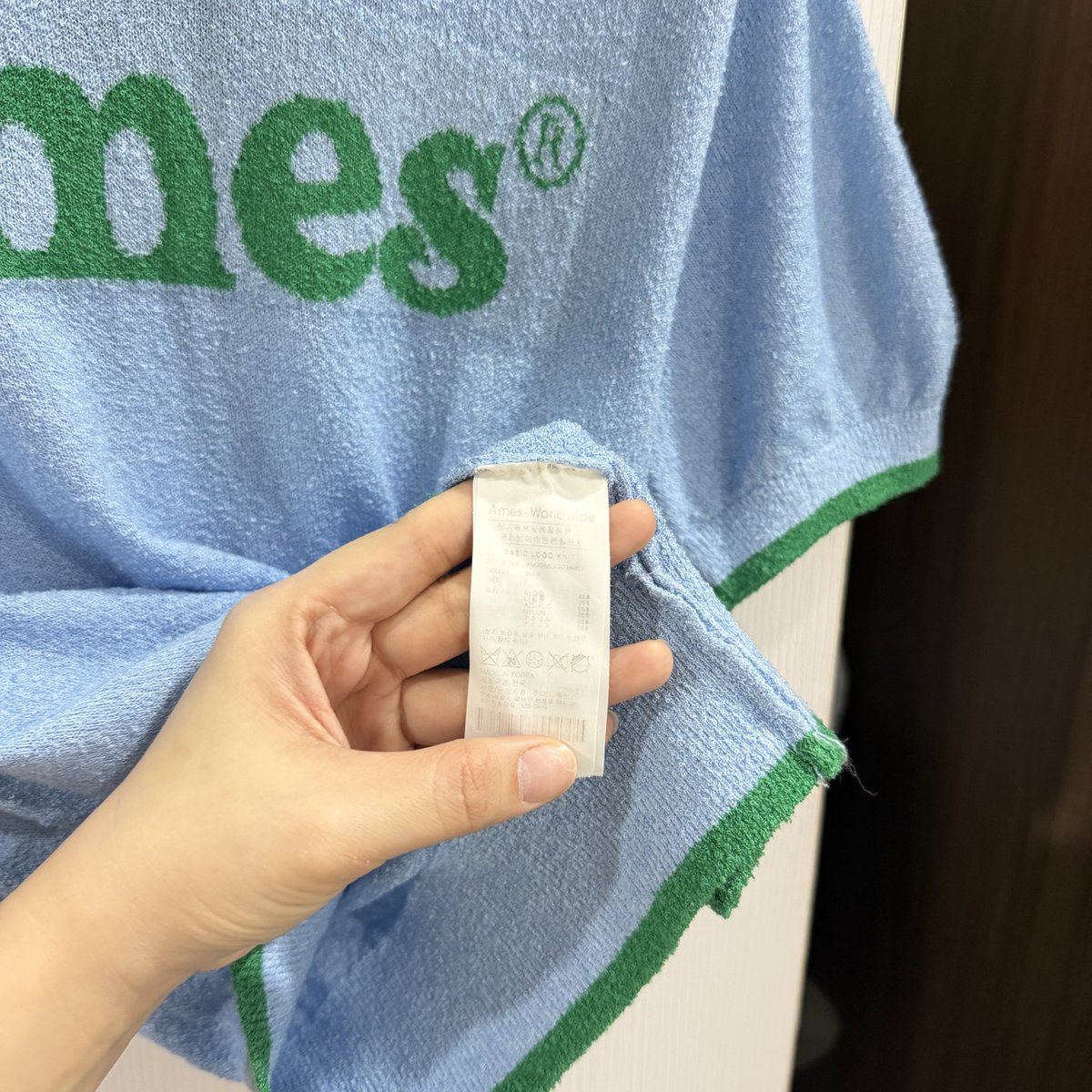 Octoberstuff's tweet photo. 🥟 ´ Ames worldwide basic logo knit pink สีฟ้าเขียว
น้องน่ารักมากๆๆๆๆๆ ผ้าใส่สบายน้า
(10/10) (size🥣) อก 40 ยาว 21
price : 439 รวมส่ง
#สเวตเตอร์เกาหลี #สเวตเตอร์เกาหลีมือสอง #ตลาดนัดBUS #พรีออเดอร์เกาหลี #ไหมพรมเกาหลี #NCTDREAM #ส่งต่อcintage #amesworldwide https://t.co/udKUGGfg2Z