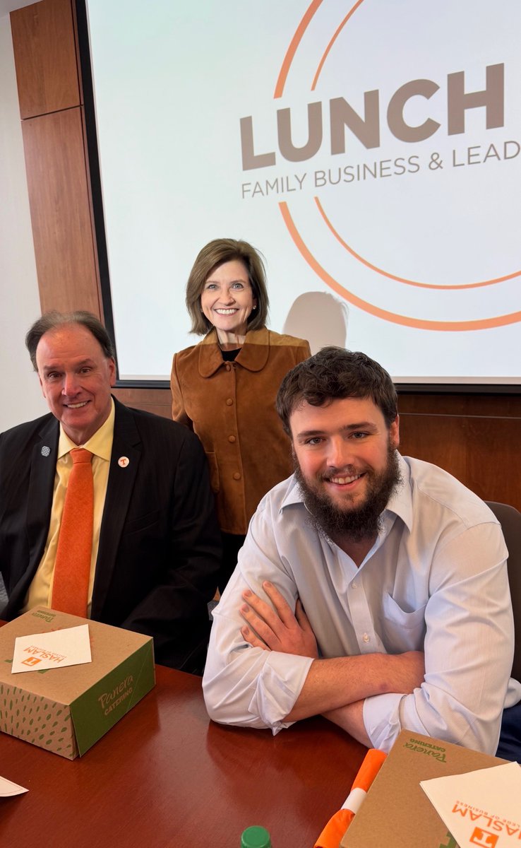 Monica Langley tweet media