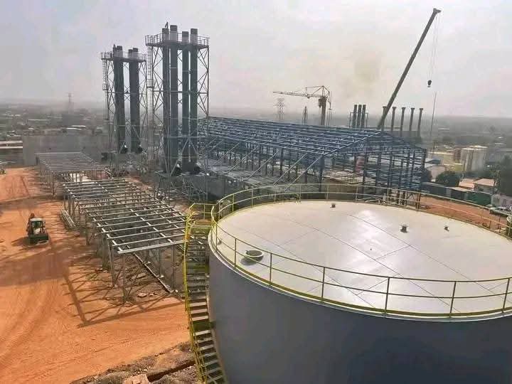 malkoomx00's tweet photo. #Mali #Énergie #Sirakoro 🇲🇱
La centrale de Sirakoro, avec ses 100 MW, devient un véritable symbole de la dignité nationale malienne. 
Cette infrastructure stabilisera l'approvisionnement électrique de Bamako et réduira les délestages chroniques.
⤵️ https://t.co/rES9YzcO5n