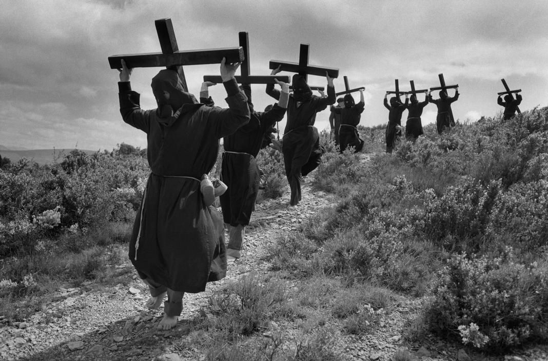 EslariusdelEsla's tweet photo. La Semana Santa ha de ser austera, identitaria e interna.

La procesión va por dentro. https://t.co/tmwKfpvH1F