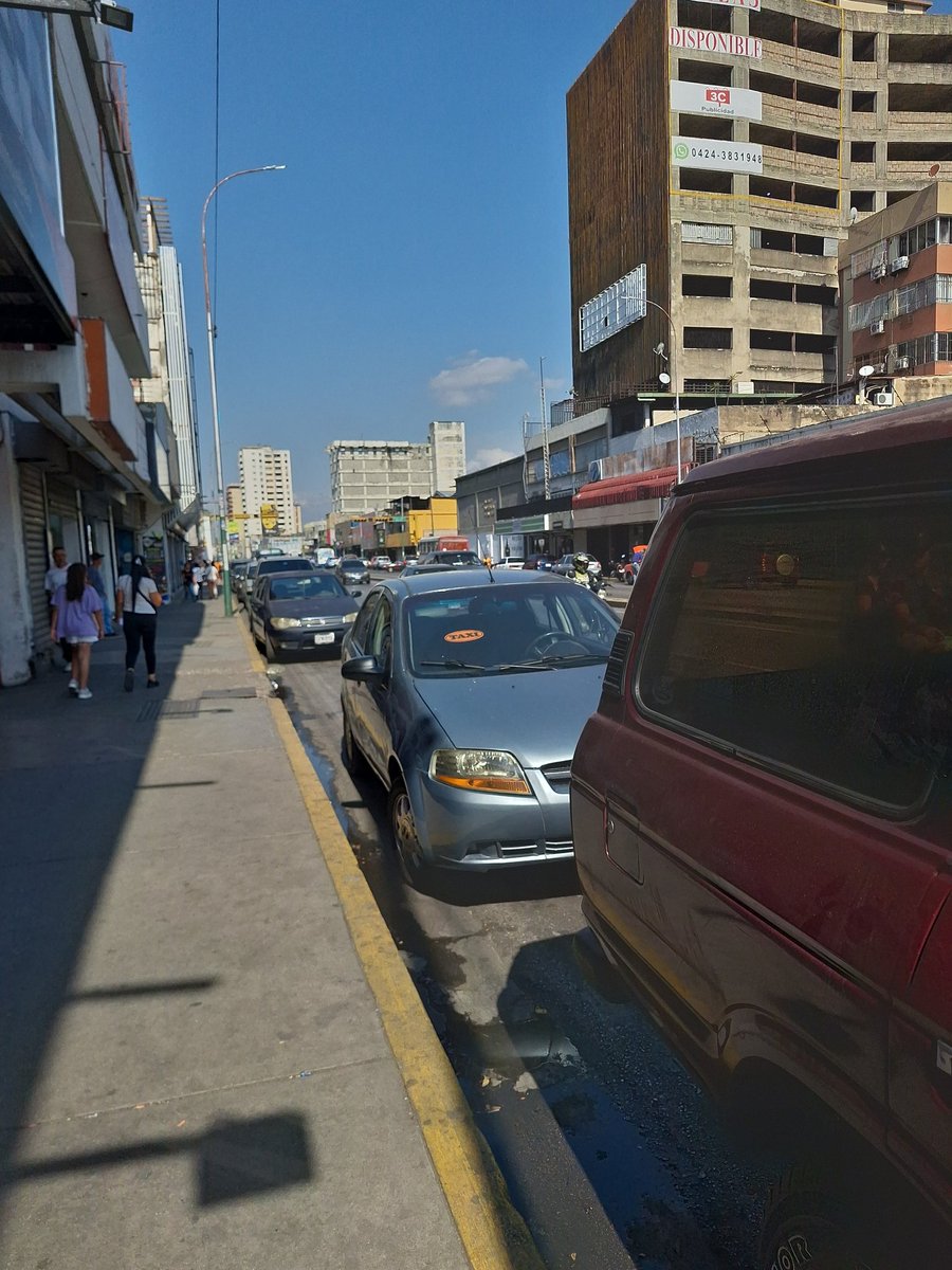 Saludos mi gente un rato en el centro de maracay