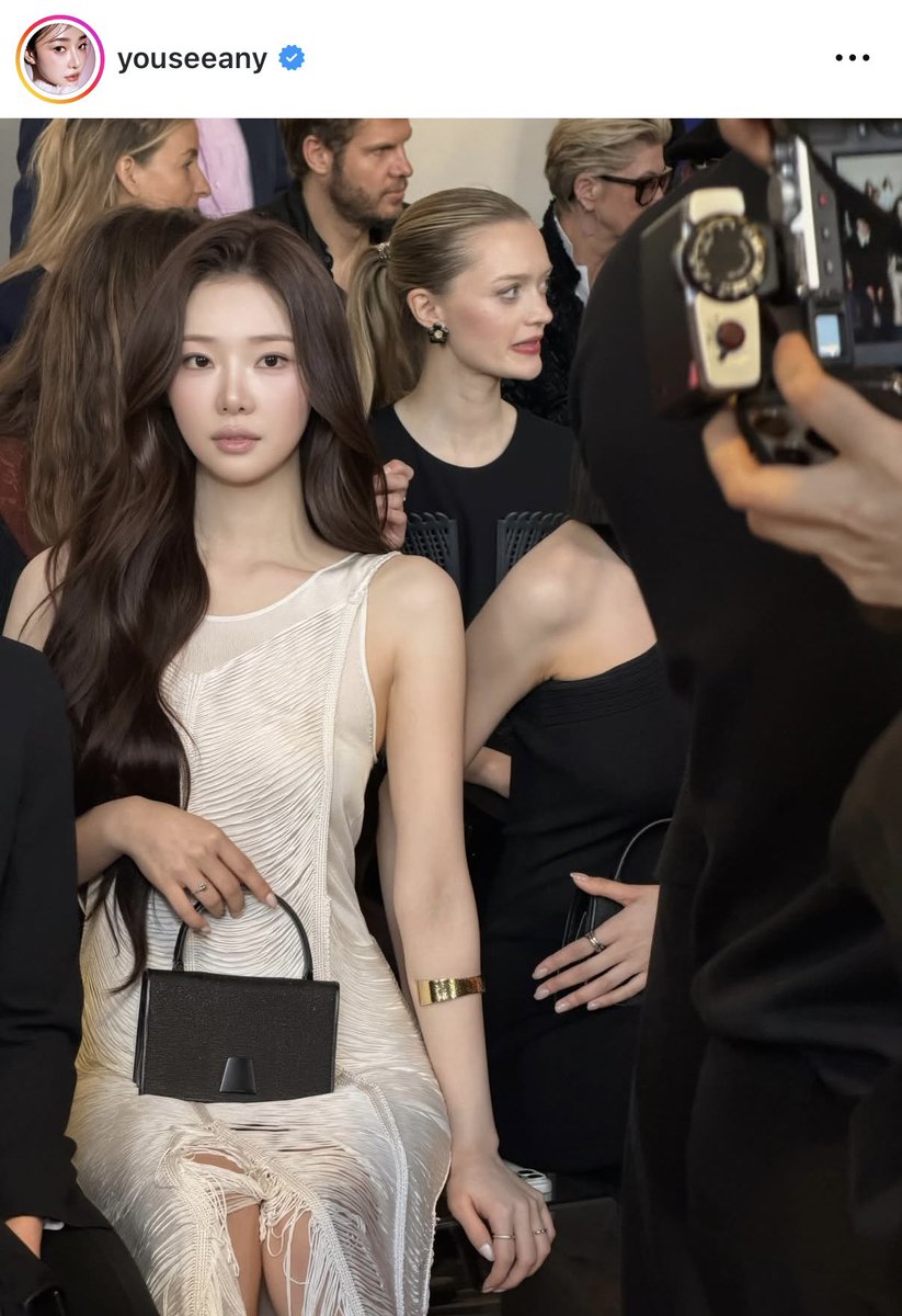 𝗔𝗺𝗶 tweet media