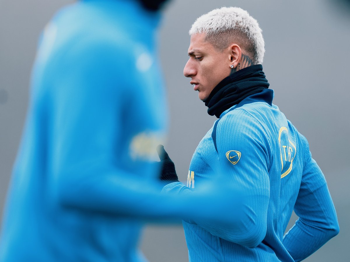 SpursOfficial's tweet photo. MD-1 📸 https://t.co/e2h8coaEZZ