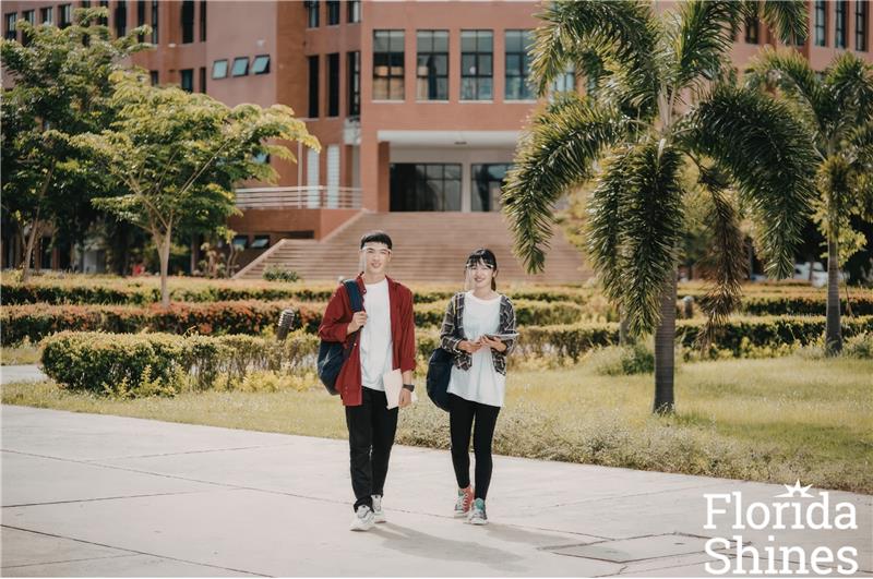 FloridaShines tweet media