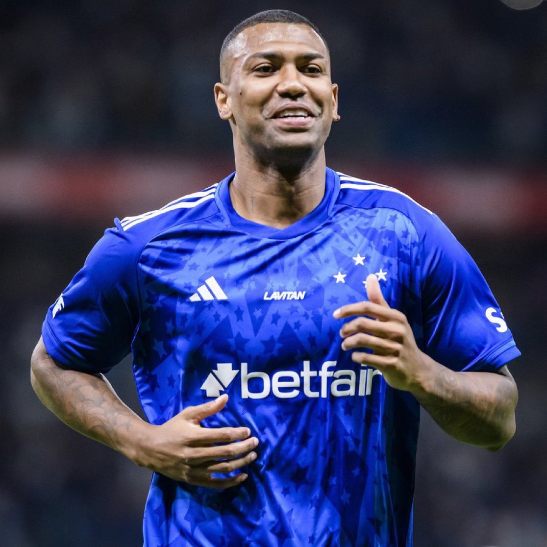 newscolina tweet media