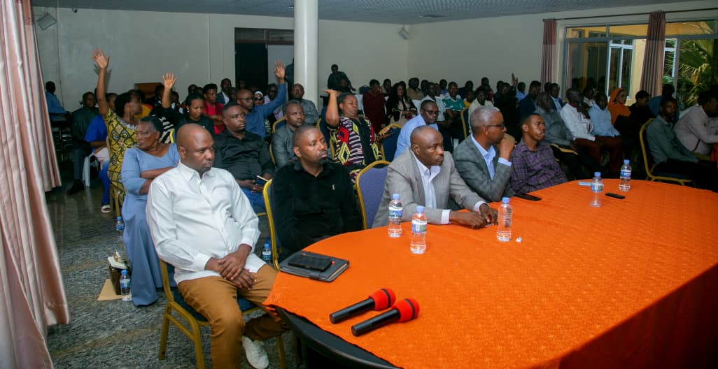 GatsiboDistrict's tweet photo. Kuri uyu wa Mbere, mu Karere ka @GatsiboDistrict
hakozwe amatora y'inzego z'abikorera ku rwego rw'Akarere (PSF), muri aya matora BAGAZA Tom ni we watorewe kuyobora abagize Urugaga rw'Abikorera. @RwandaLocalGov @PSF_Rwanda @RwandaEast https://t.co/5aPmLabqb2