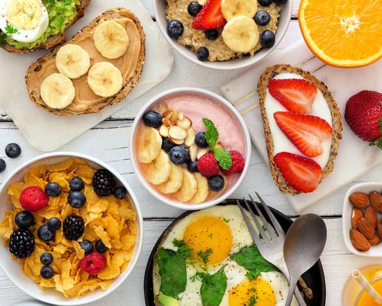 Areyvut's tweet image. Bring breakfast to someone who rarely has time for it.
#deliver #surprise # breakfast