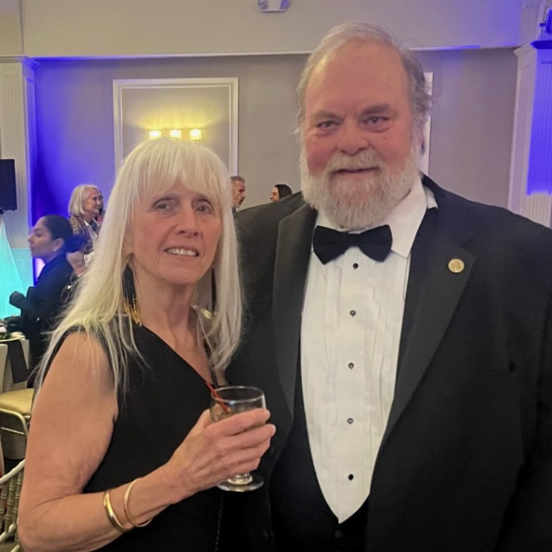 LockwoodMathews's tweet photo. An exciting evening at Mayor Barbara Smyth’s Ball! Trustees &amp; staff were honored to be part a wonderful celebration: Chairman Doug Hempstead &amp; his wife Donna; Trustee Miklos Koleszar with wife Dr. Michele Koleszar &amp; daughter Kerry; &amp; E.D. Susan Gilgore with Dr. Gavin McLeod. https://t.co/9qfZ70Vn8S