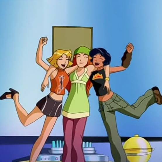 Ellas las reinas de los outfits. Me encantaba que siempre tuvieran un conjunto nuevo y que pocas veces repitieran ropa a diferencia de otros dibujos