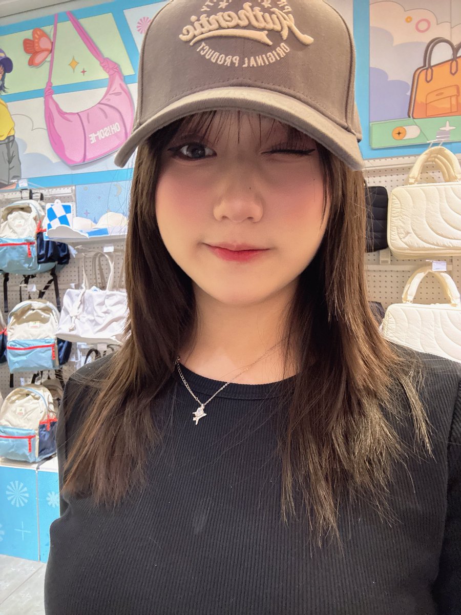cathleenixie8's tweet photo. https://t.co/vLG7XPv3Sv