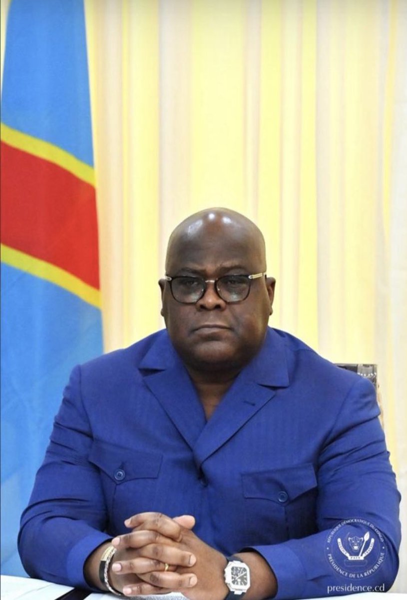 JovahnieT's tweet photo. #RDC seule la Bible demeure inchangeable #ChristopheMboso 😁 https://t.co/yDYMIfxfRb
