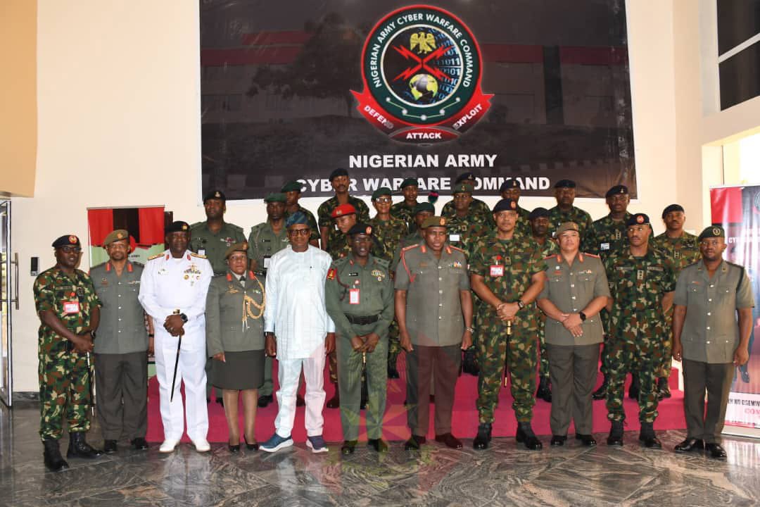 SOUTH AFRICAN ARMY CHIEF HAILS NIGERIAN ARMY’S RISING CYBER WARFARE POWER

The Chief of the South African Army, Lieutenant General Lawrence Mbatha, has commended the Nigerian Army Cyber Warfare Command for its professionalism and rapid advancement in the cyber domain. He made the