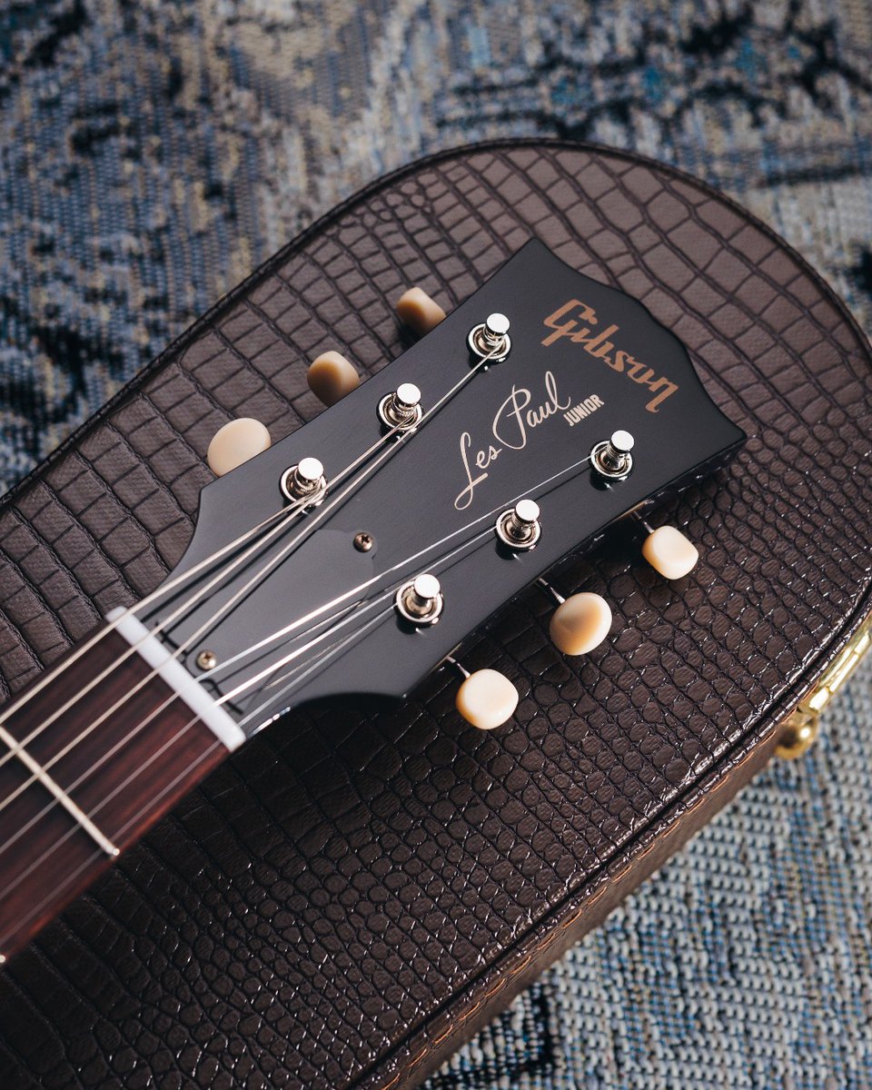 Gibson Custom Shop tweet media