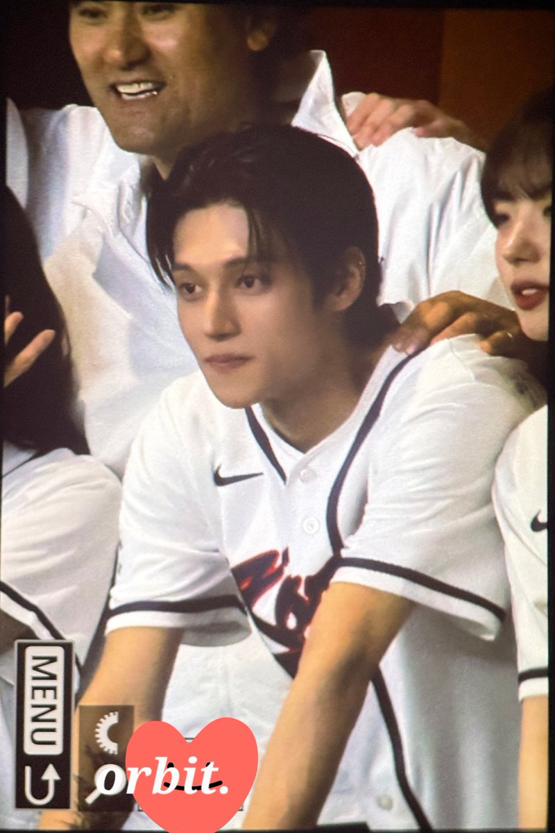 𝒐𝒓𝒃𝒊𝒕. tweet media