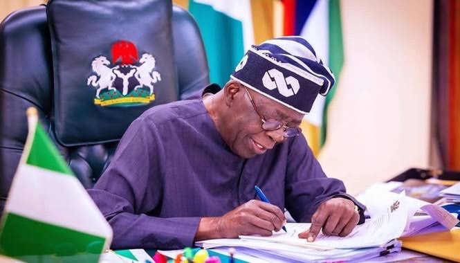NigeriaStories's tweet photo. BREAKING NEWS: House of Representatives Deputy Speaker Kalu’s Kampala Convention Bill for the Protection and Assistance of Internally Displaced Persons Gets Presidential Assent from President Bola Tinubu https://t.co/OQrQS27lUF