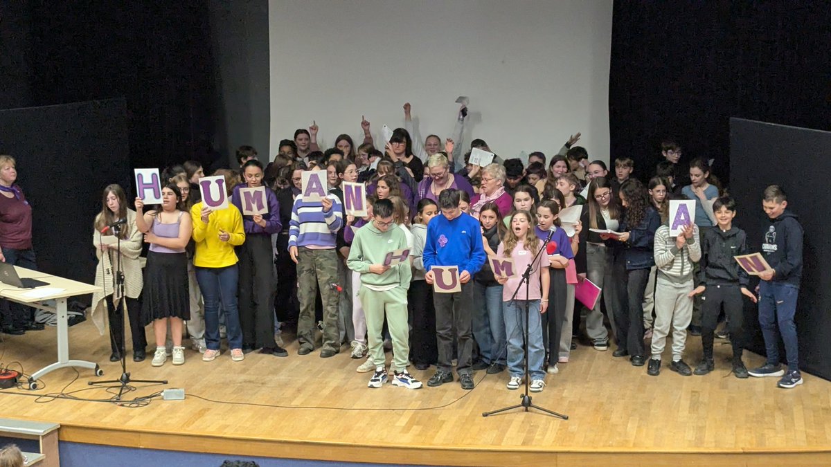 Collège Marc Chagall - Gasny tweet media