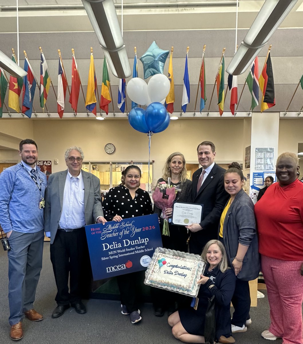 The surprises just keep getting better 🎉✨

Delia Dunlap, Model United Nations World Studies Teacher at Silver Spring International Middle School, is our Middle School Teacher of the Year! 👏🎊

 Congratulations! 

#CelebrationExpress #MCPSFutureReady