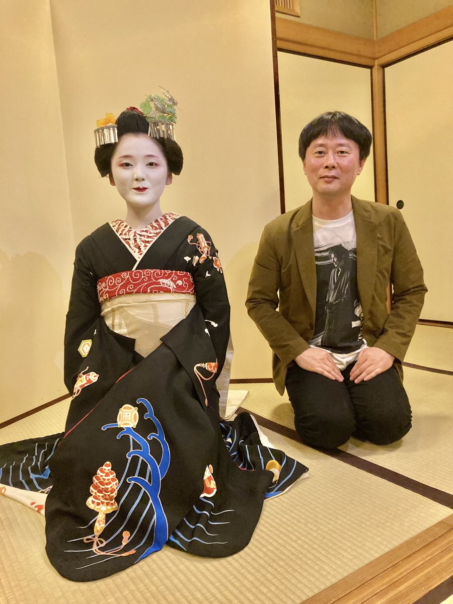 舞妓　秀 　※価格見直しを実行しました。 先斗町の新しい舞妓さん、秀十和さんのお店出しでした。お店出し初日の