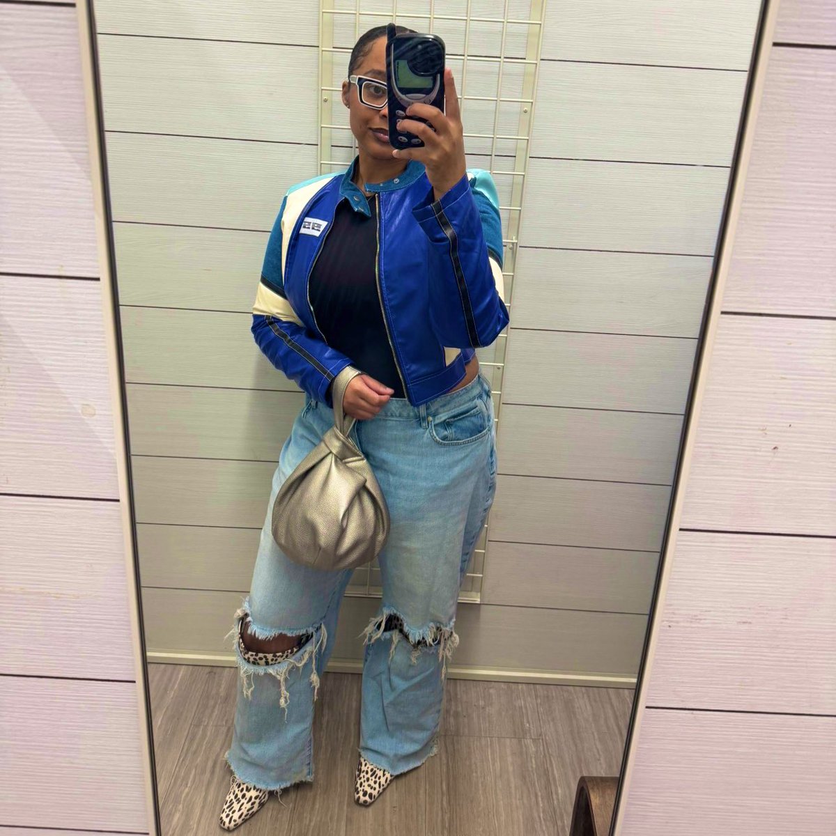 ramona.fl🌸wers tweet media